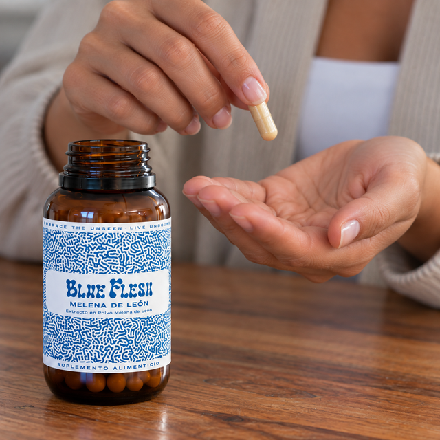 Prepara tu porción: Melena de León: extracto en polvo 100 g o 60 cápsulas Blue Flesh en cápsulas