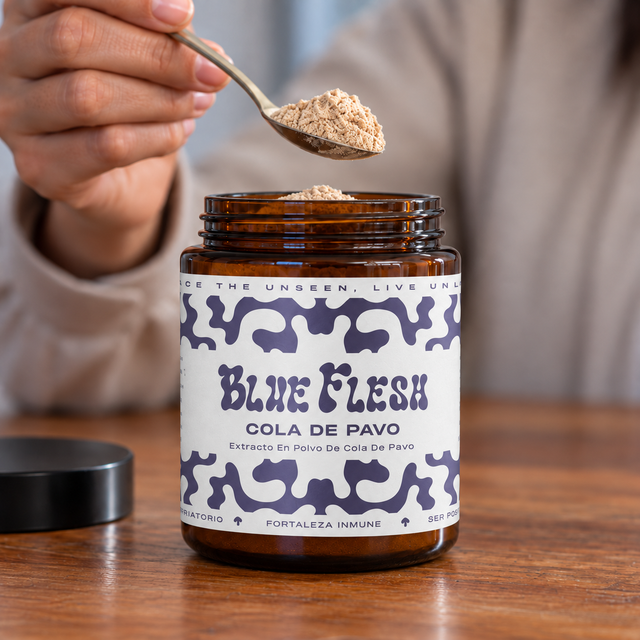 Mide tu porción: Cola de Pavo: extracto en polvo 100 g o 60 cápsulas Blue Flesh en polvo