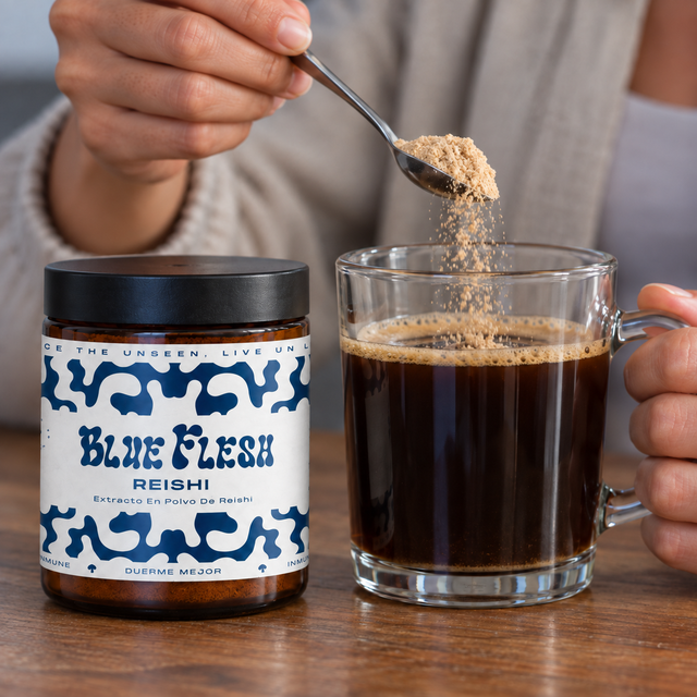 Añade a tu bebida: Reishi: extracto en polvo 100 g o 60 cápsulas Blue Flesh en polvo